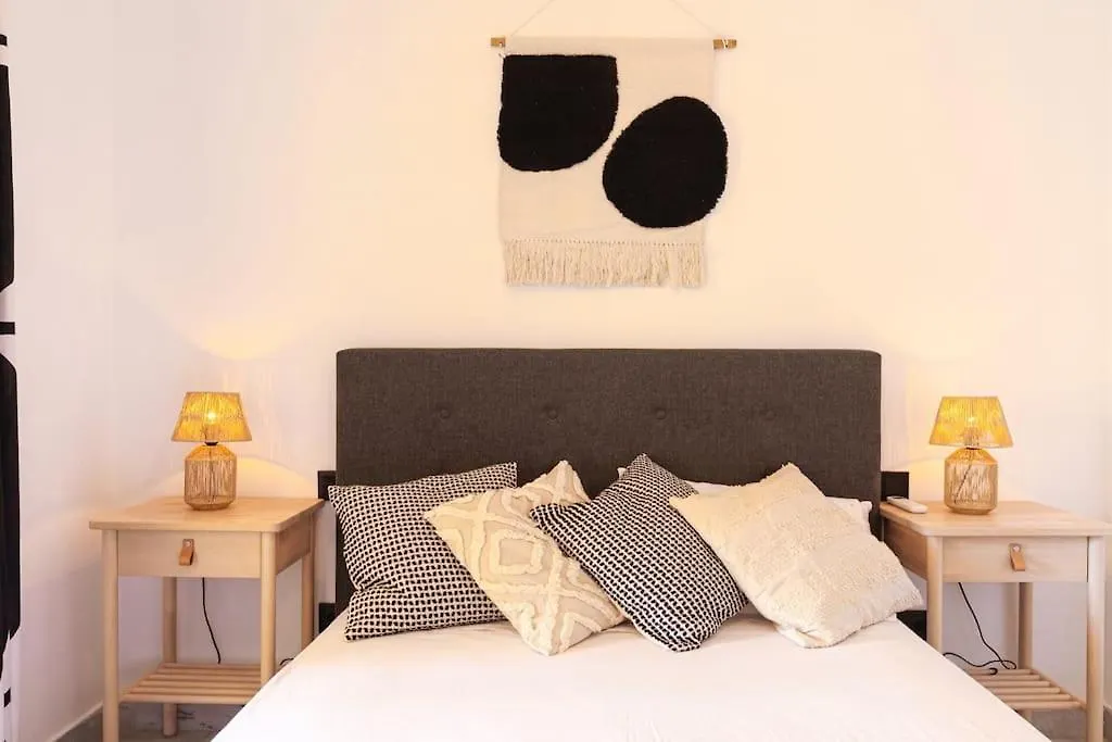 Apartment Spacious Duplex Steps To Puerto Banus Marbella