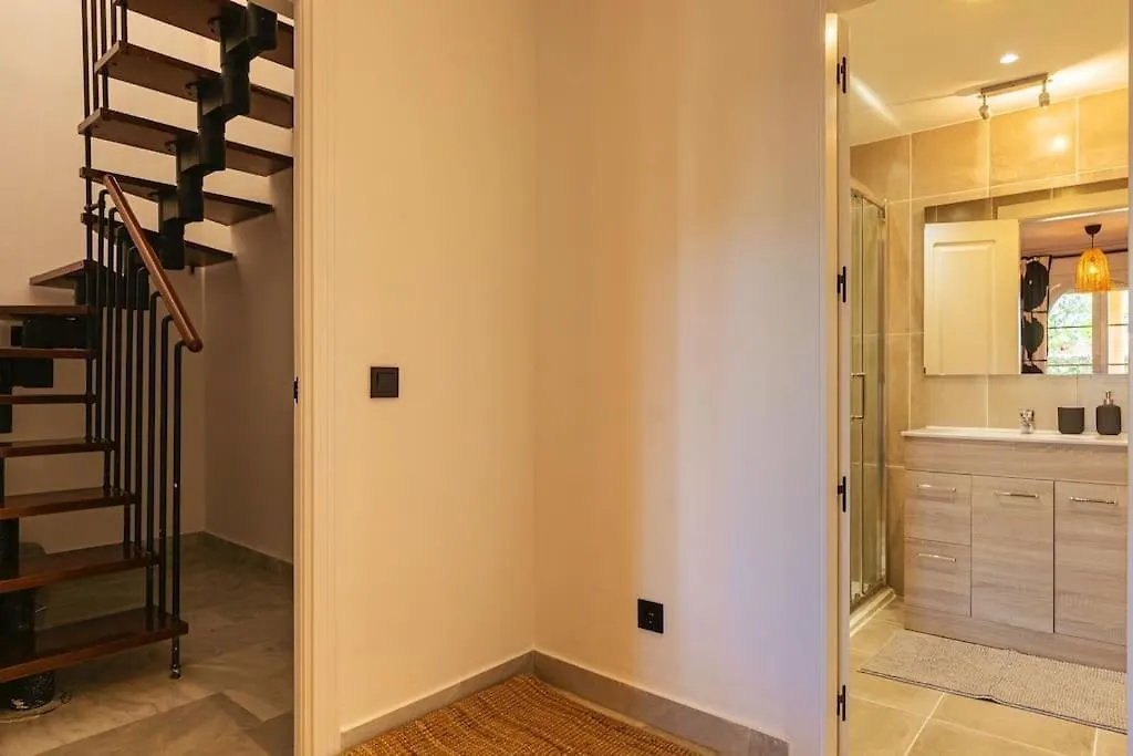 Spacious Duplex Steps To Puerto Banus Marbella Apartment